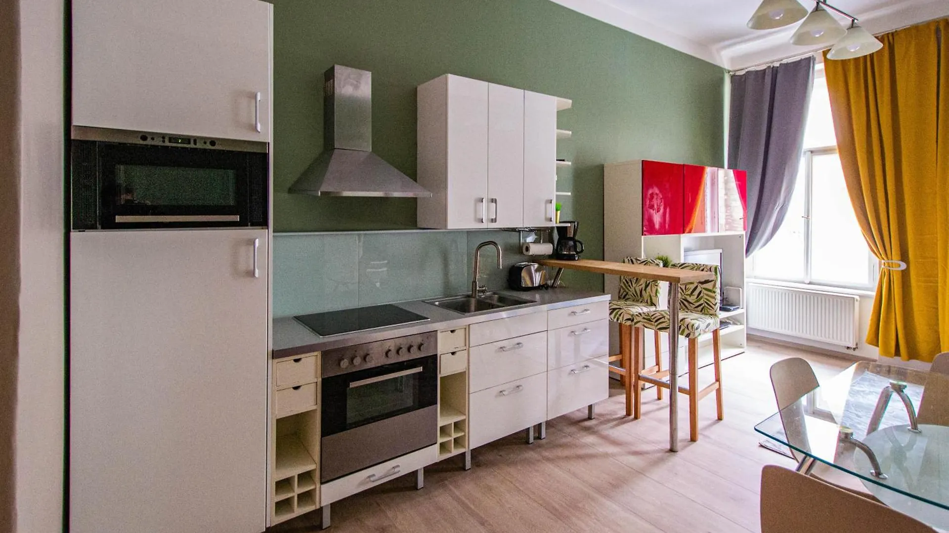 Modern Cozy Apartment By Ruterra Prag